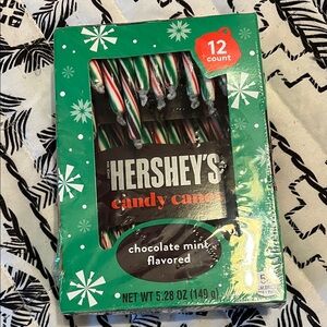 Hershey’s Chocolate Mint Flavored Candy Canes